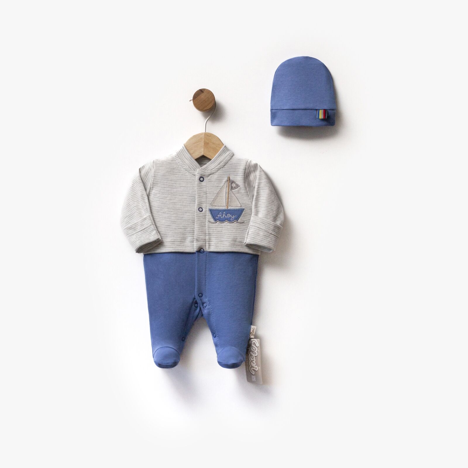 Erkek Bebek Gri Mavi Yelkenli Nakışlı Bereli Tulum