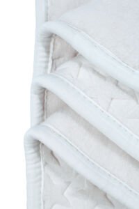 Ekru Yıldız Kabartmalı Kalın Peluş Battaniye 100*120 cm