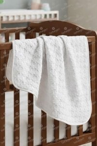 Ekru Yıldız Kabartmalı Kalın Peluş Battaniye 100*120 cm