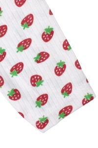 Kız Çocuk Ekru Kırmızı Çilek Baskılı Çıtçıtlı Pijama Takımı