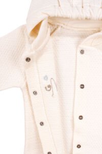 Kız Bebek Ekru Kapitoneli Kapüşonlı Çıtçıtlı Me Nakışlı Hırka