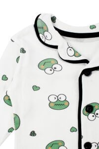 Unisex Ekru Yeşil Kurbağa Desenli Kruvaze Yaka Pijama Takımı