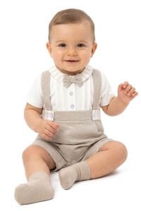 Erkek Bebek Beyaz Bej Askılı Papyonlu Çizgili Detaylı Tulum