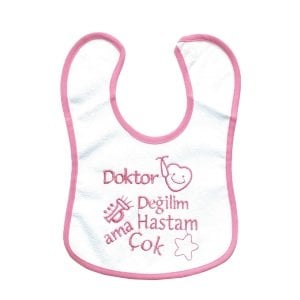 Doktor Değilim Ama Hastam Çok Yazılı Pembe Su Geçirmez Önlük