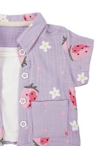 Kız Bebek Lila Pembe Çilek Desenli Müslin Şortlu 3'lü Takım