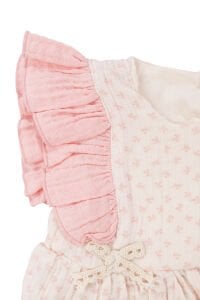 Kız Bebek Ekru Pembe Kolları Fırfırlı Fisto Fiyonklu Desenli Şortlu Müslin 2'li Takım
