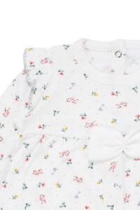 Kız Bebek Ekru Renkli Minik Çiçek Desenli Fırfırlı Pijama Takımı