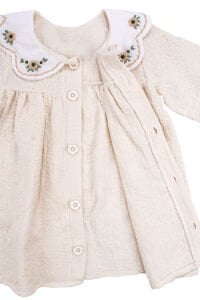 Kız Bebek Bej Nakışlı Yakalı Müslin Elbise