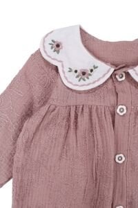 Kız Bebek Gül Kurusu Nakışlı Yakalı Müslin Elbise